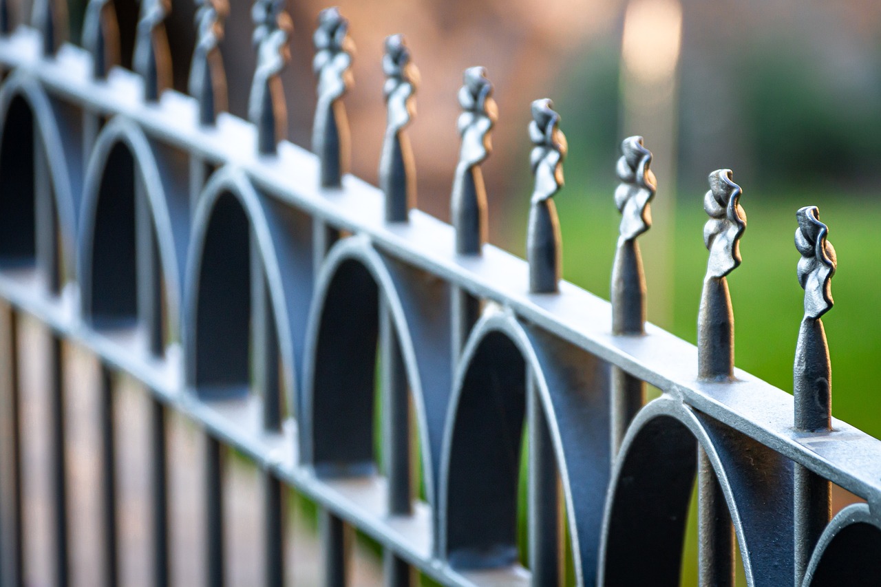fence, metal, architecture-4477077.jpg