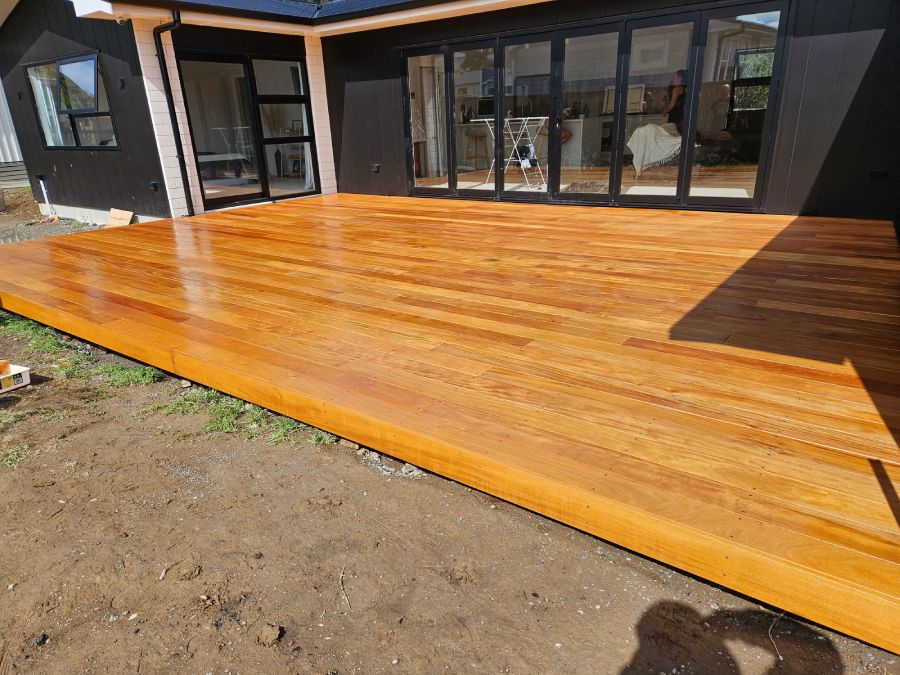 finished pine deck in wellington