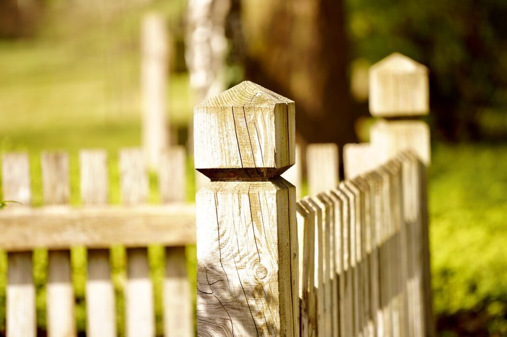 garden fence, fence, wooden fence-5028876.jpg