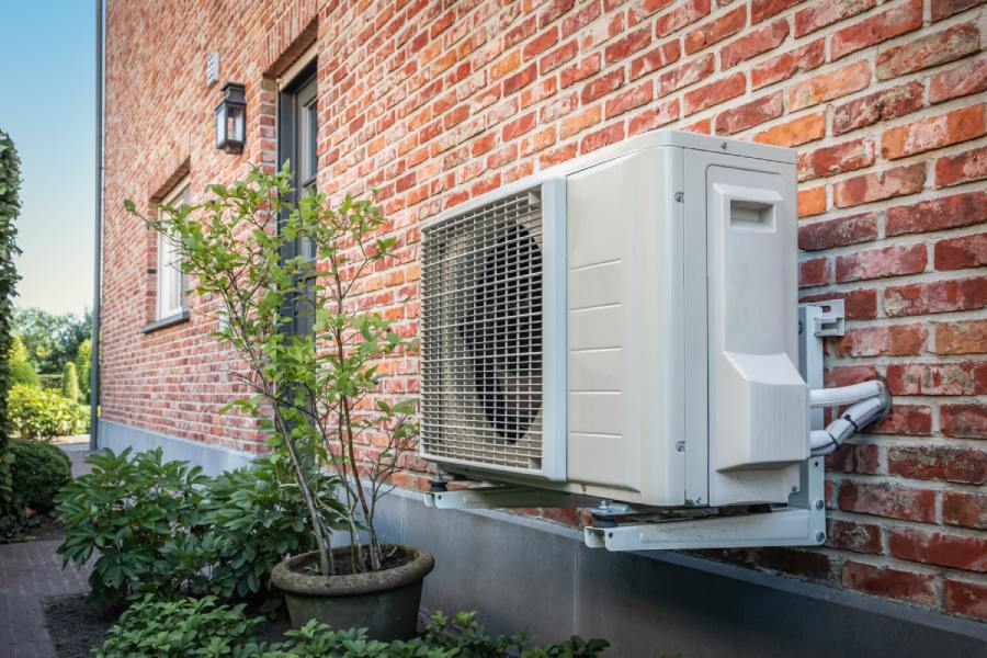 Outdoor unit fitted by your heat pump installation contractors in Auckland New Zealand.