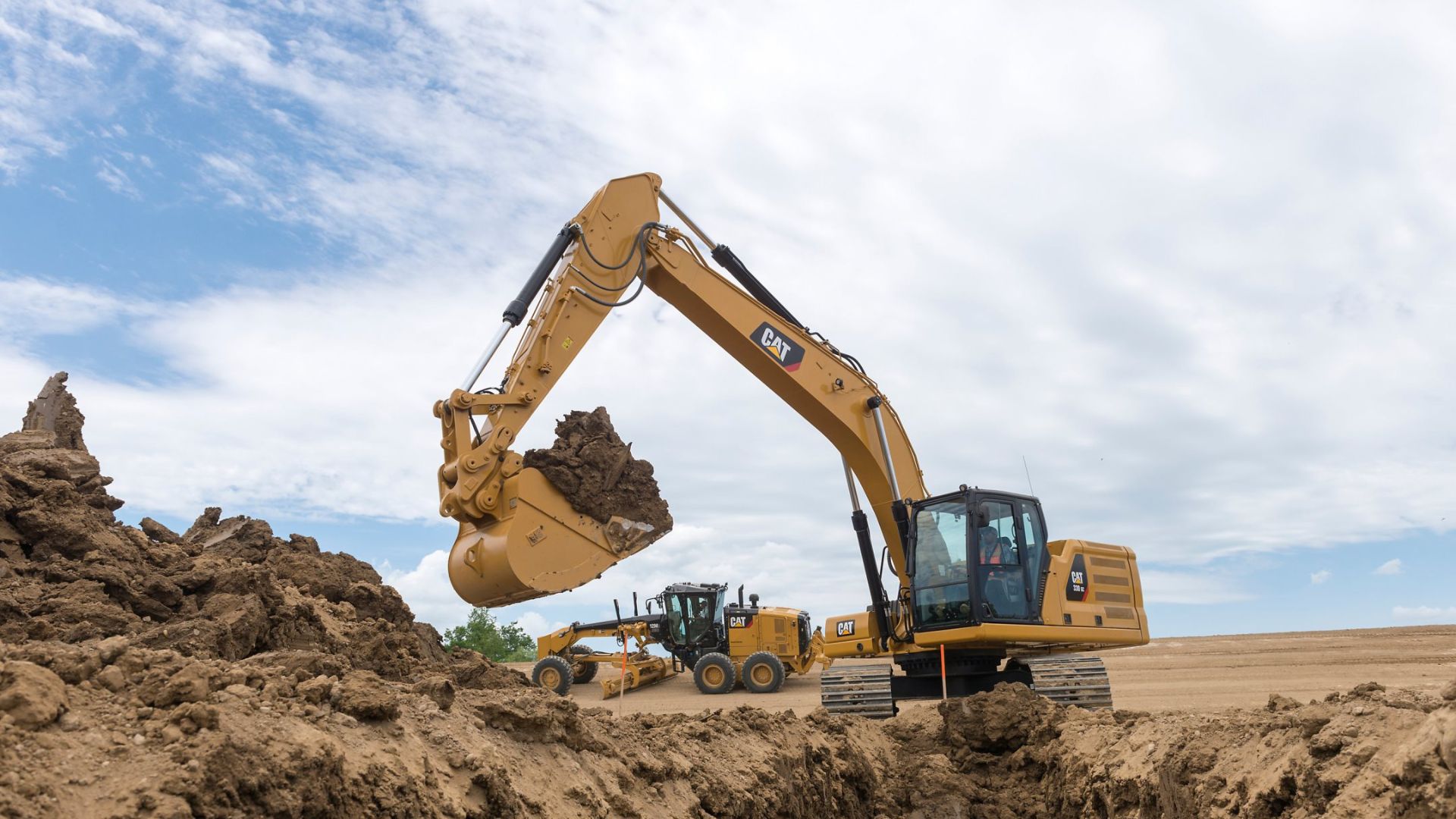 excavator digging