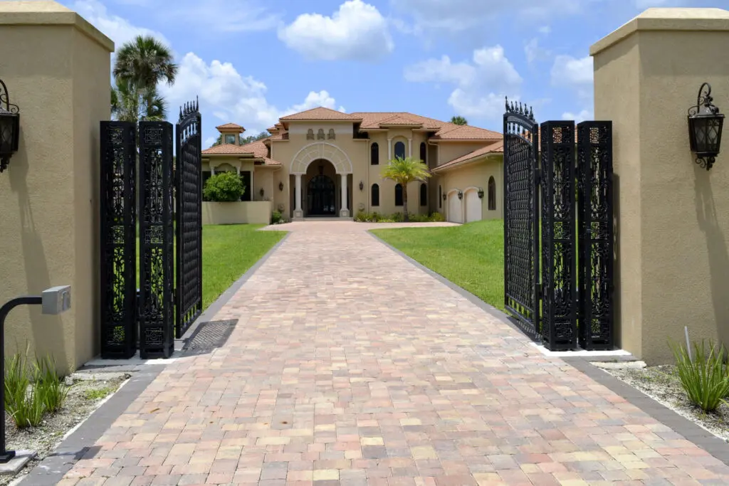 Ultimate Guide To Driveway Gates In NZ